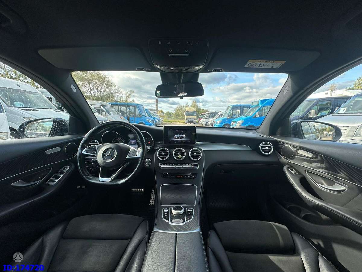 Mercedes-Benz GLC Coupe 220 - 8