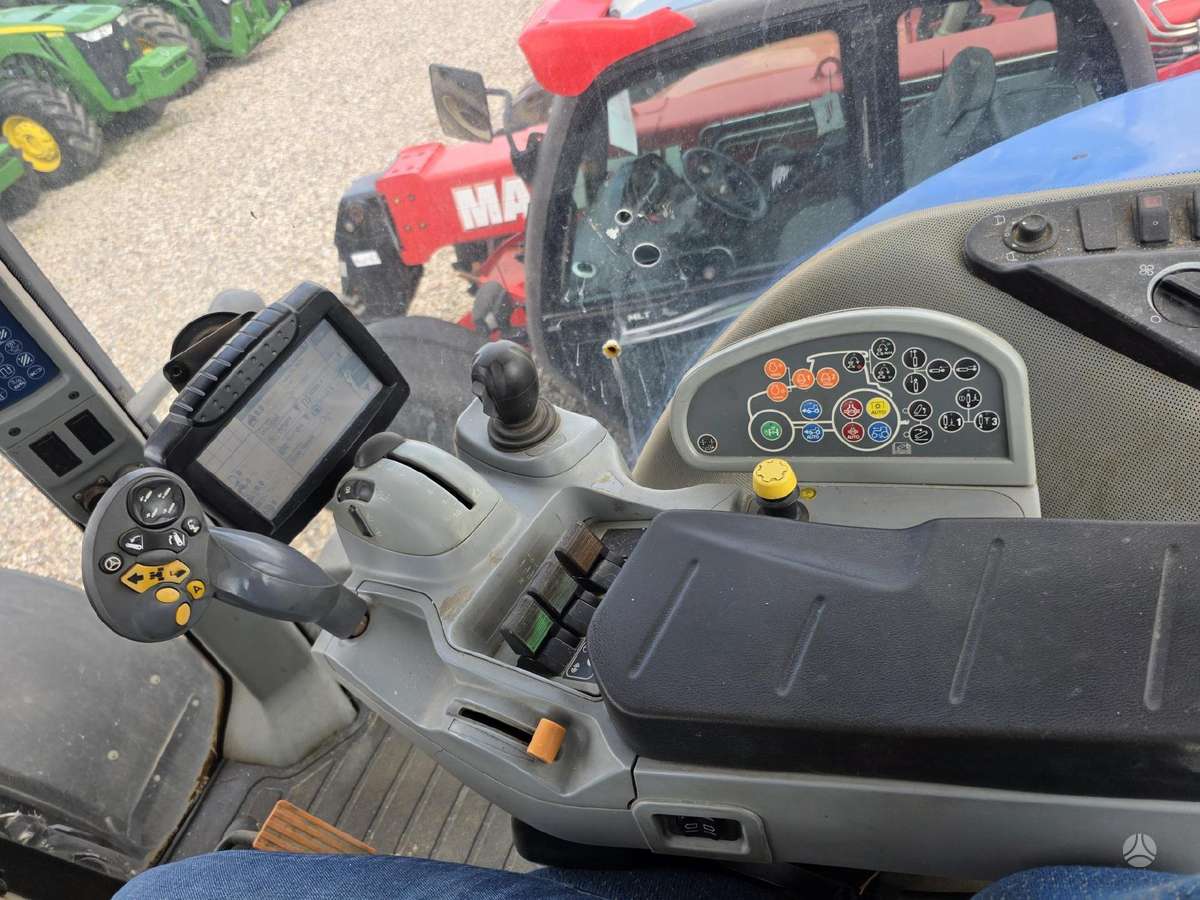 New Holland T8.390, tractors