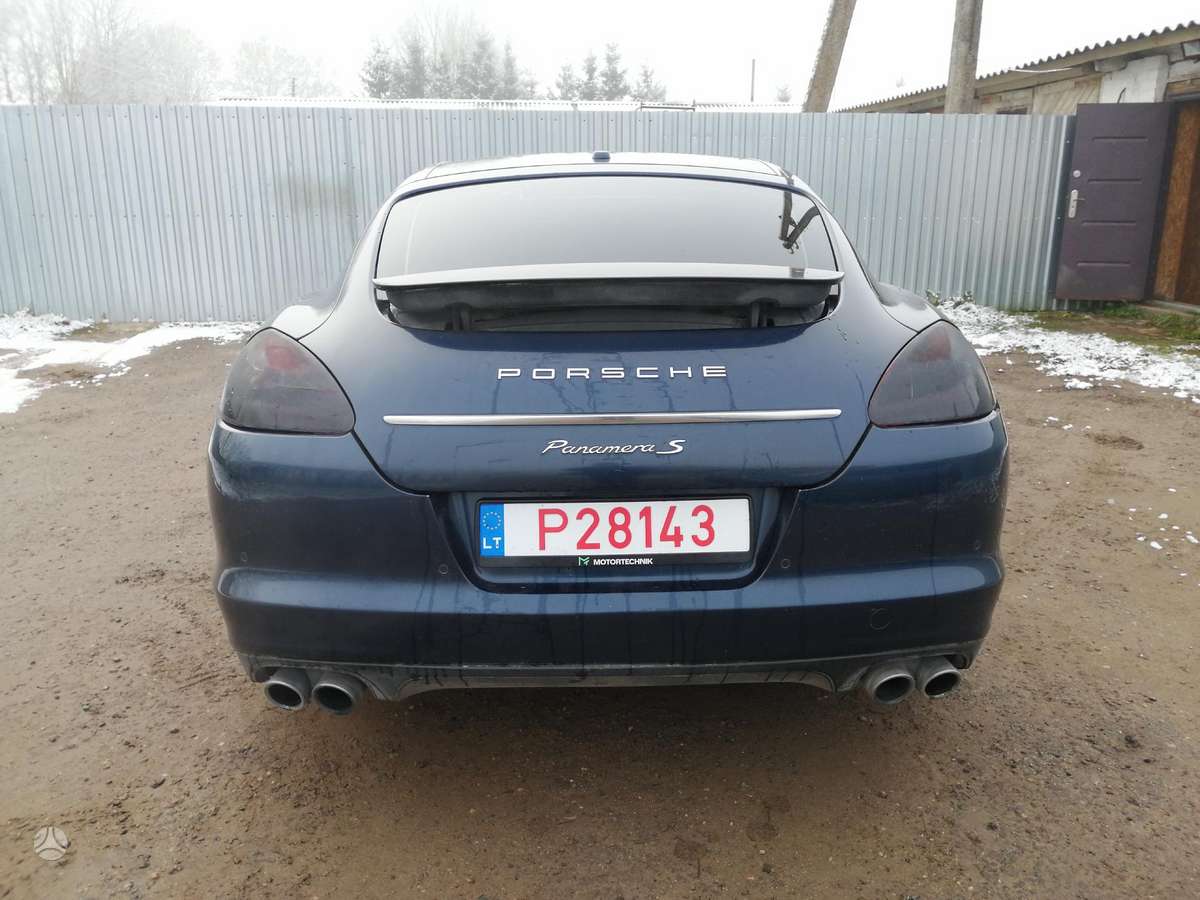 Porsche Panamera