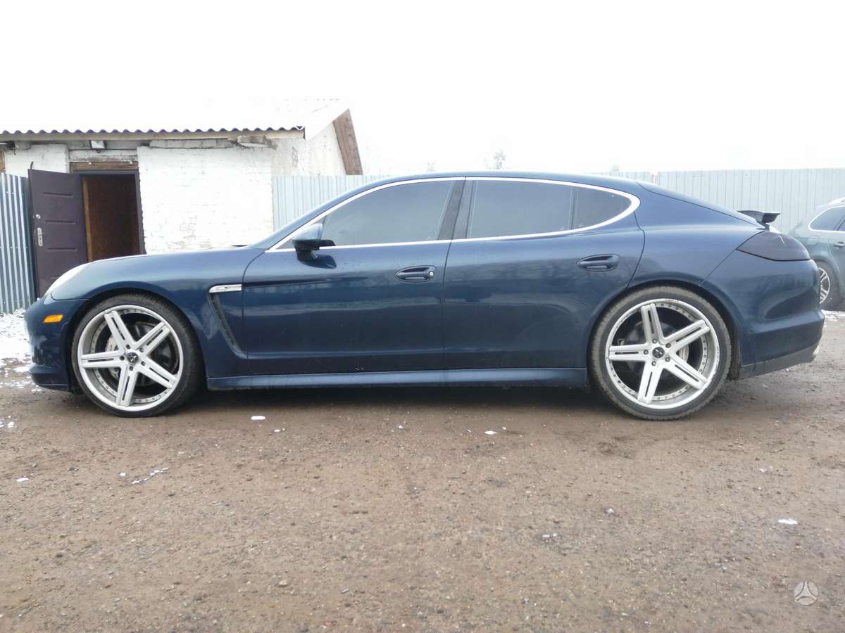 Porsche Panamera