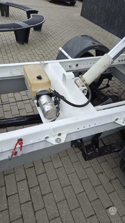 Ford Transit 350L, savivarčiai