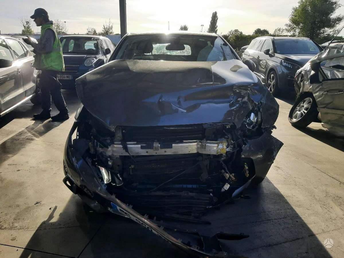 Peugeot 308 по частям