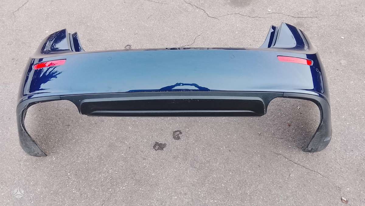 Maserati Ghibli dalimis