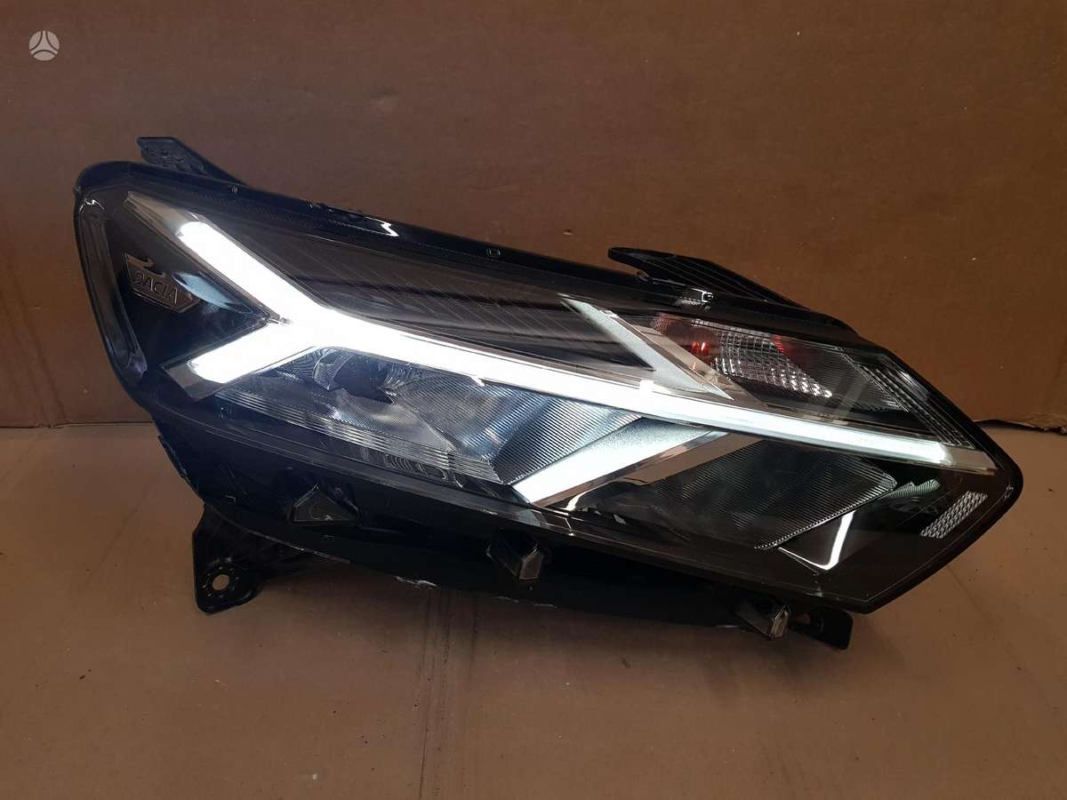 Dacia Sandero, ir Stepway, детали кузова