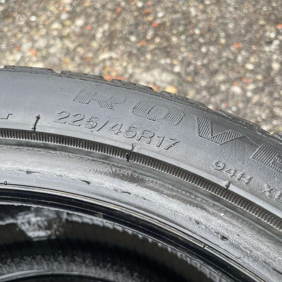 Rovelo RWS 677, winter 225/45 R17