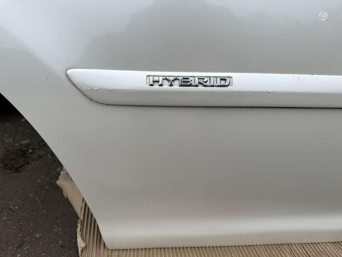 Lexus RX 400h doors