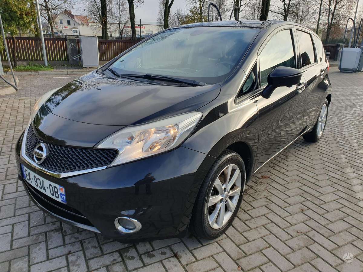 Nissan Note, 1.5 l., hatchback