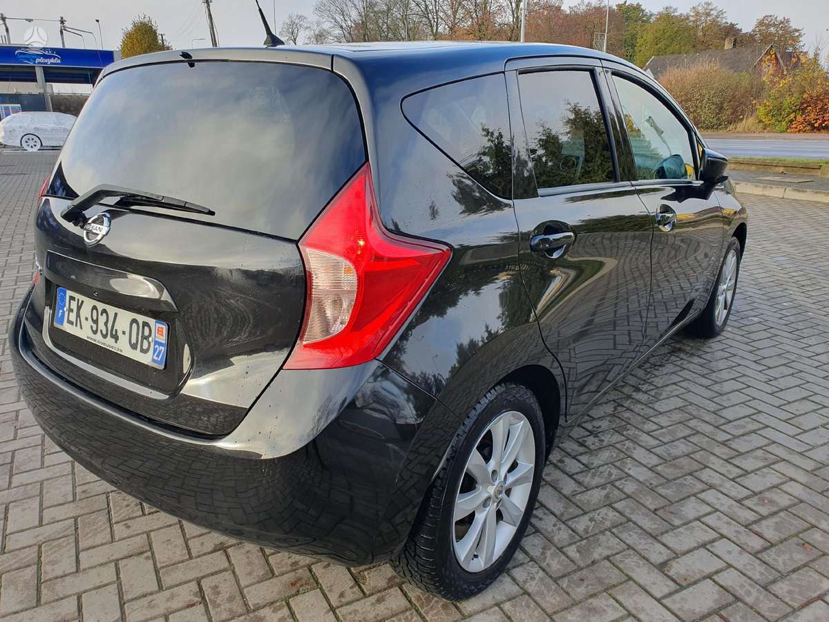 Nissan Note, 1.5 l., hatchback