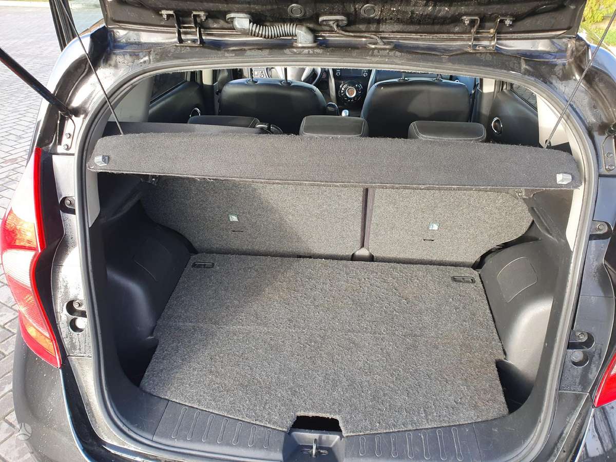 Nissan Note, 1.5 l., Хэтчбек