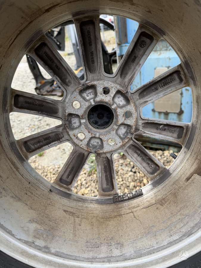 Volkswagen, light alloy, R17