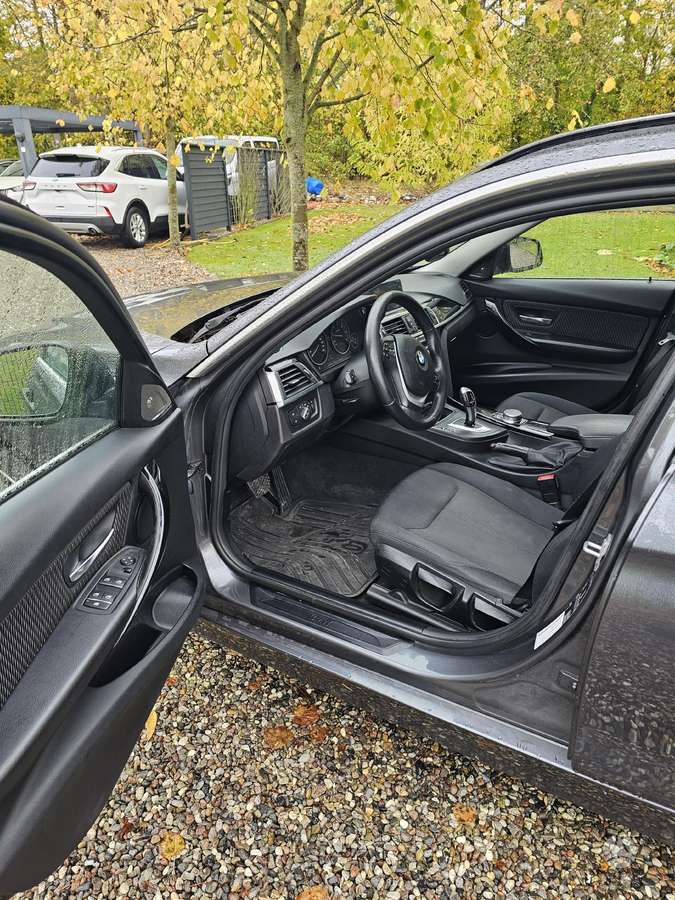 BMW 320, 2.0 l., wagon