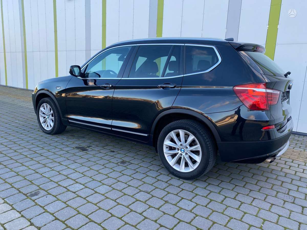 BMW X3, 2.0 l., off-road / crossover