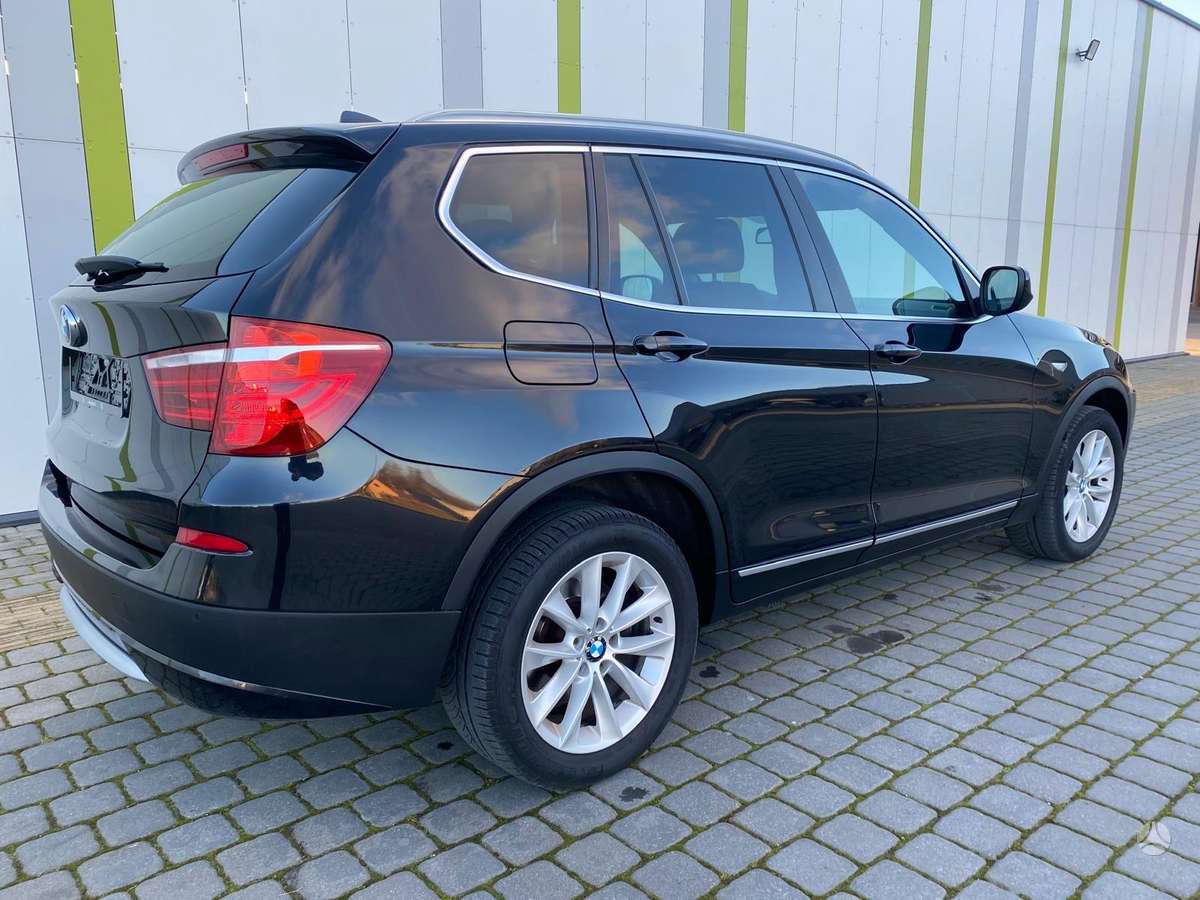 BMW X3, 2.0 l., off-road / crossover