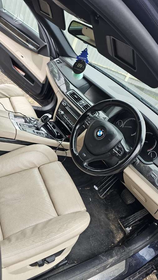 BMW 730, 3.0 l., Седан