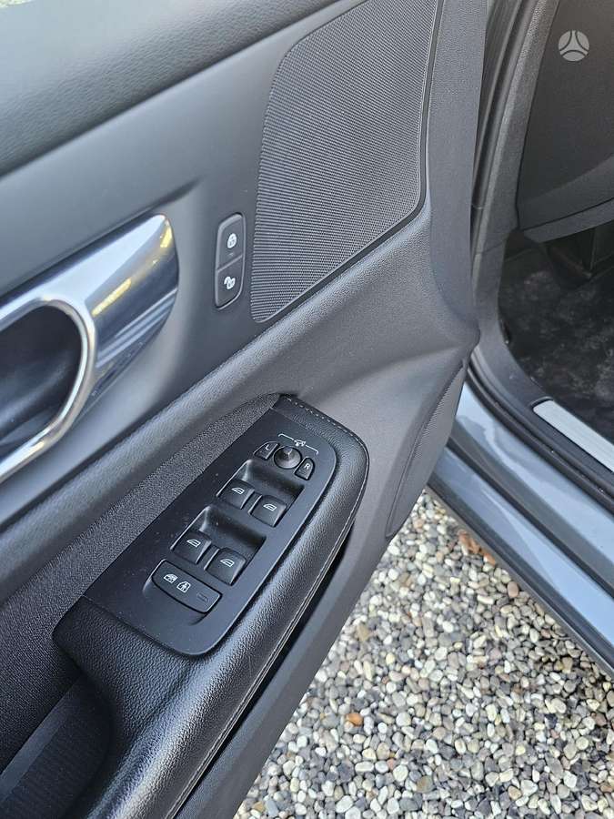 Volvo V60, 2.0 l., Универсал