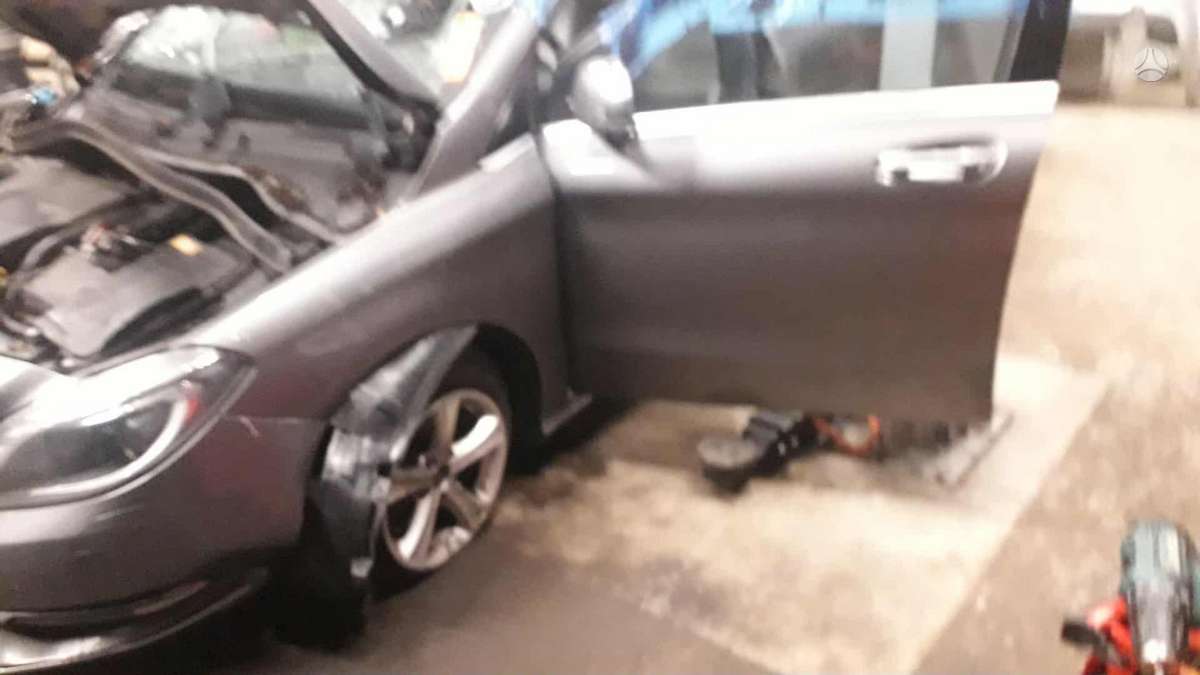 Mercedes-Benz B180 651 901