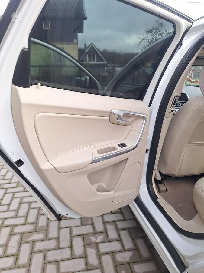 Volvo XC60 - 9