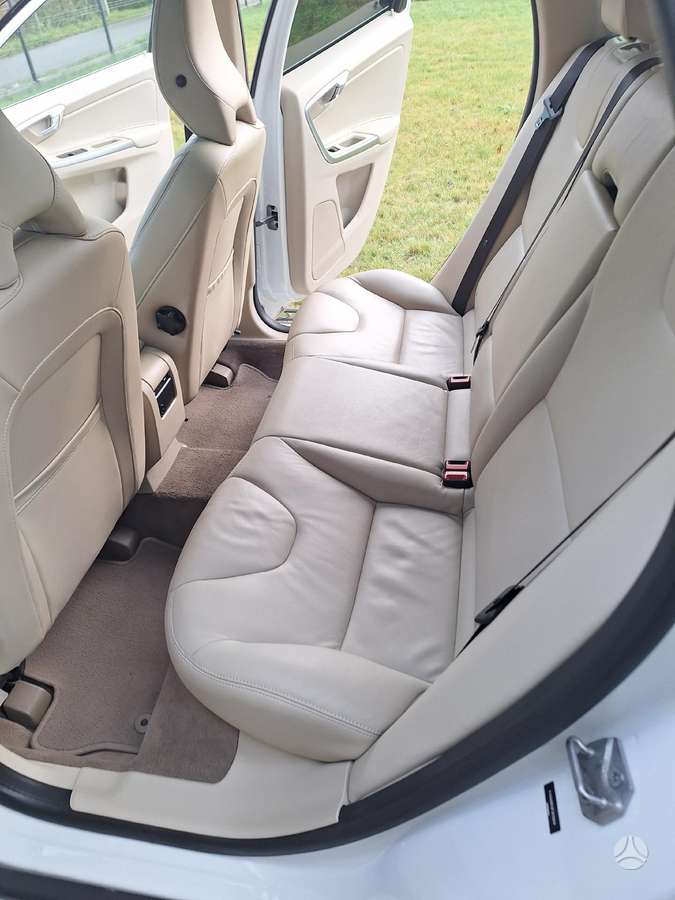Volvo XC60 - 10