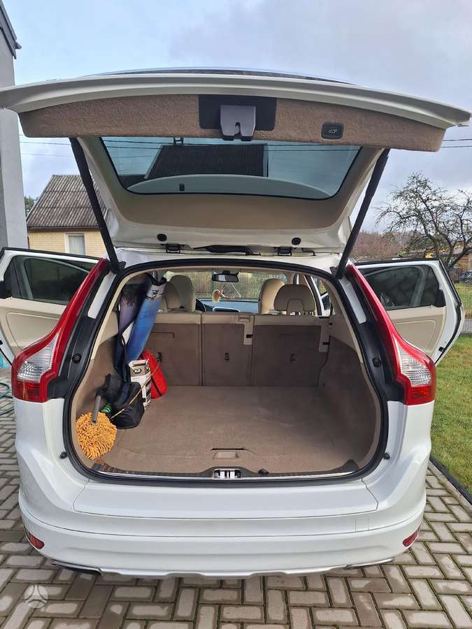 Volvo XC60 - 11