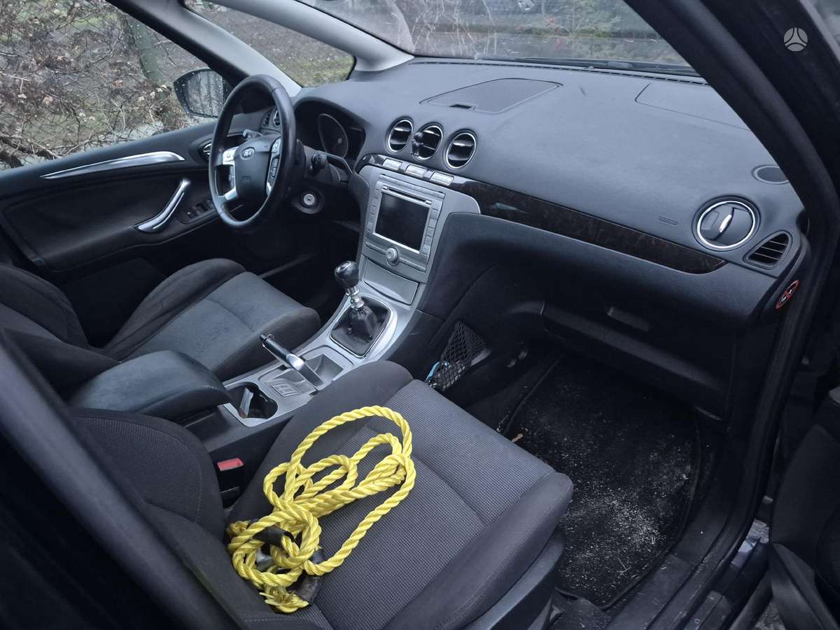 Ford S-MAX
