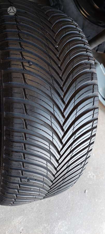 BF Goodrich, universalios 235/40 R19