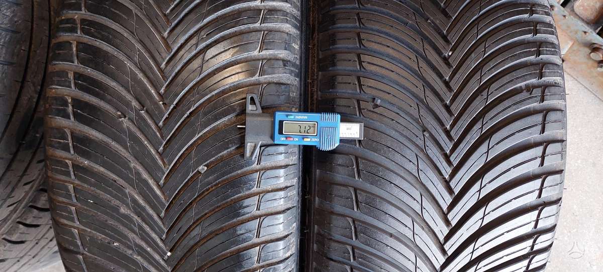 BF Goodrich, всесезонные 235/40 R19