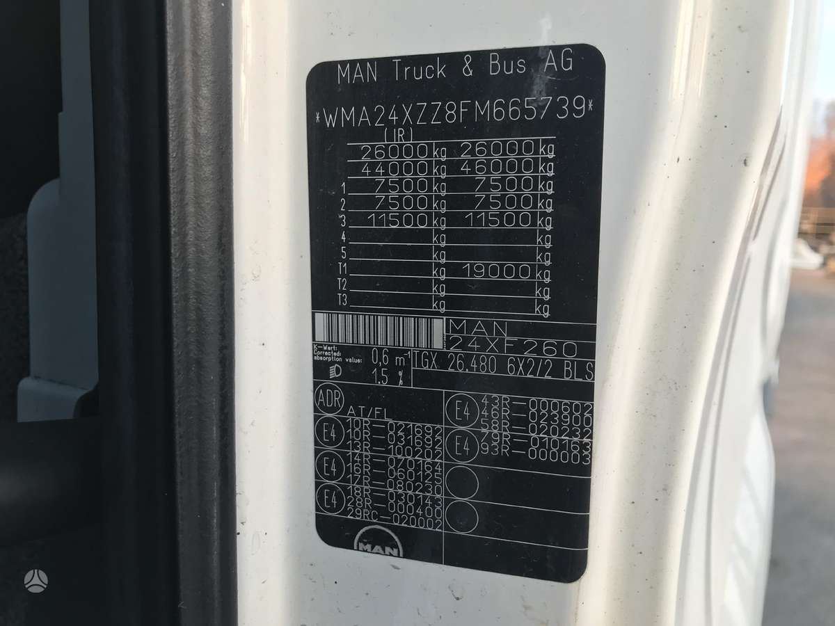 MAN TGX 26.480 dalimis, vilkikai
