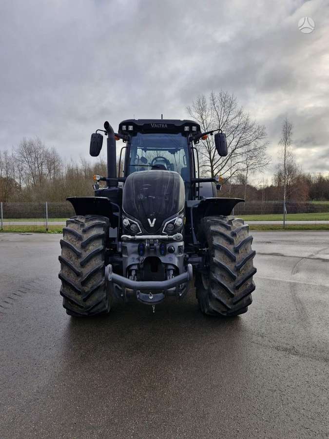 Valtra S374, tractors