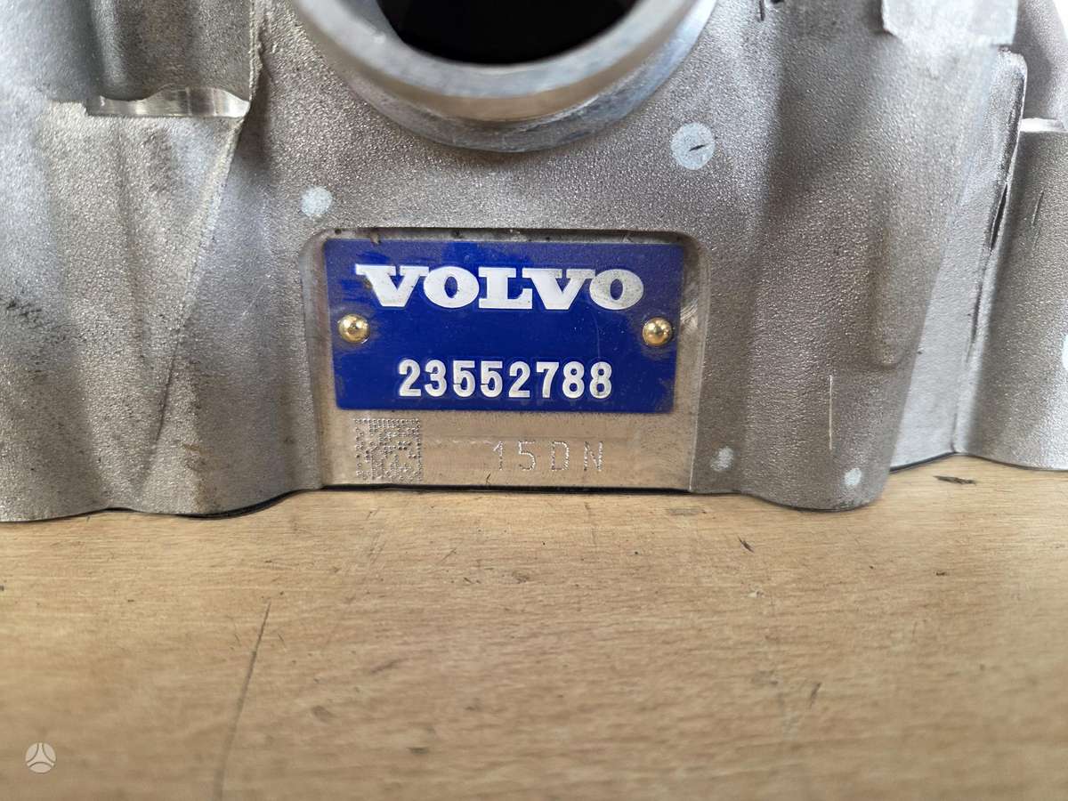 Volvo 23552788, тягачи