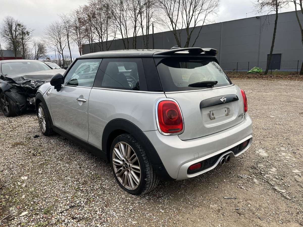 Mini Cooper Variklio kodas b47c20o spalvos kodas a62