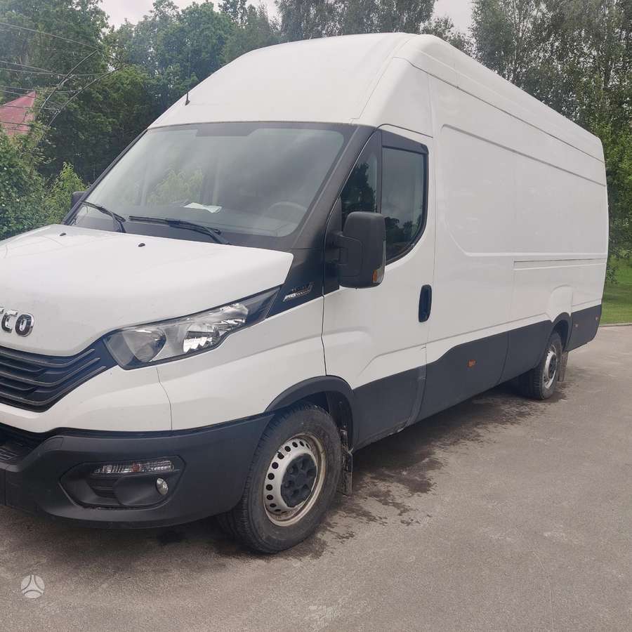 Iveco Daily, 3.0 l., cargo van