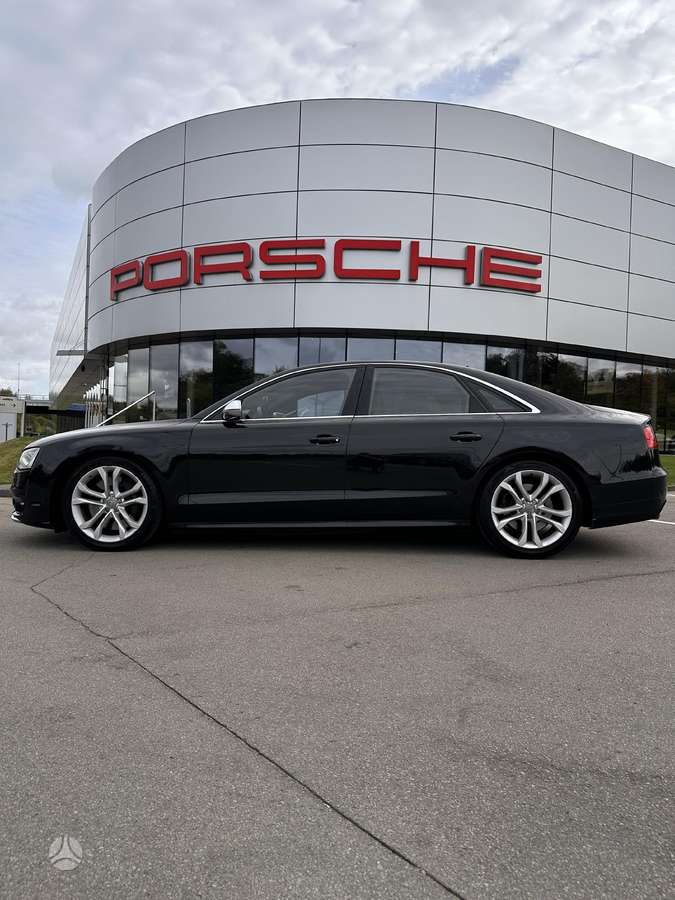 Audi S8, 4.0 l., Седан