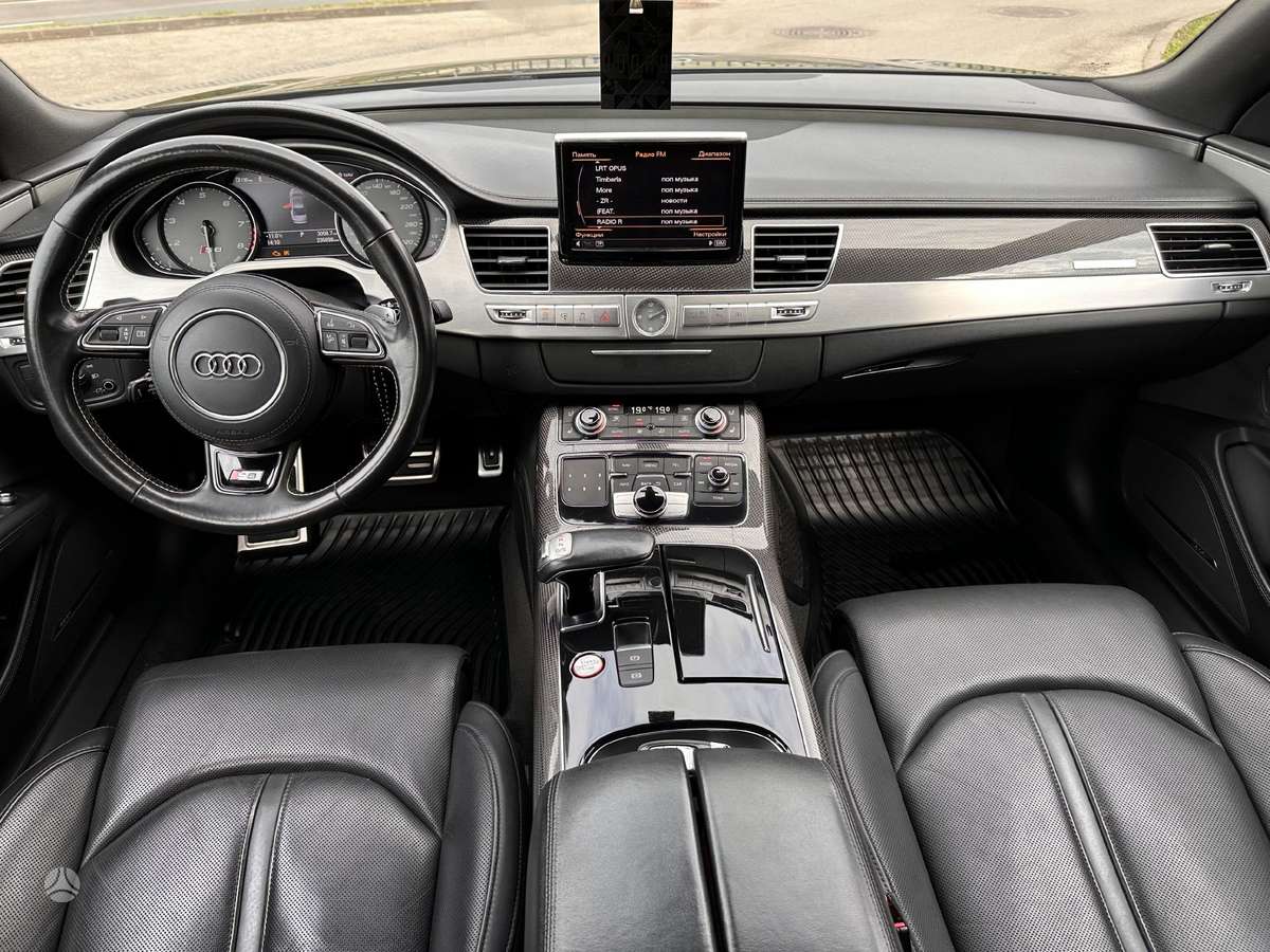Audi S8, 4.0 l., Седан