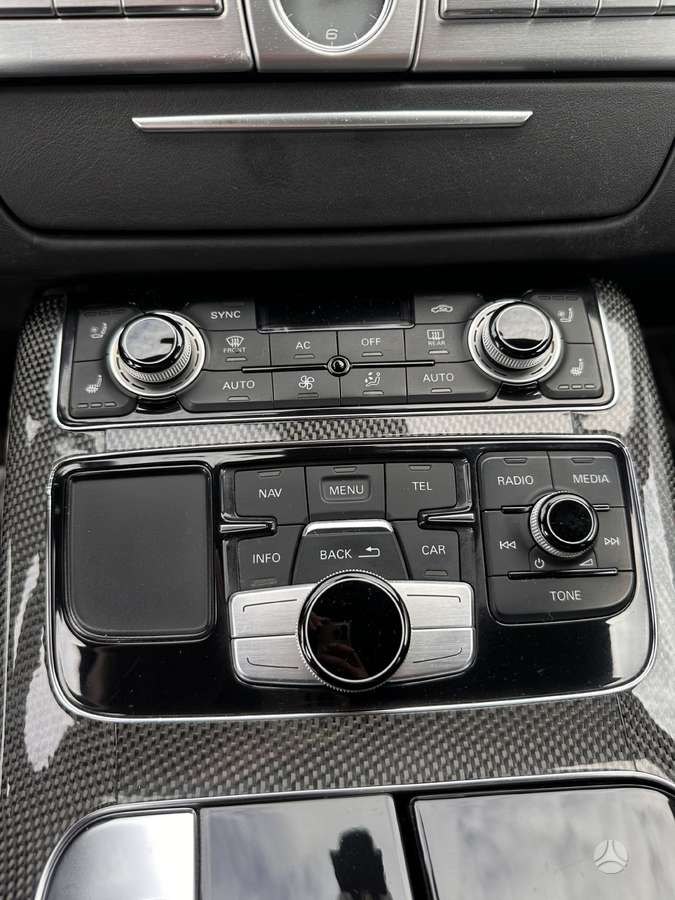 Audi S8, 4.0 l., Седан