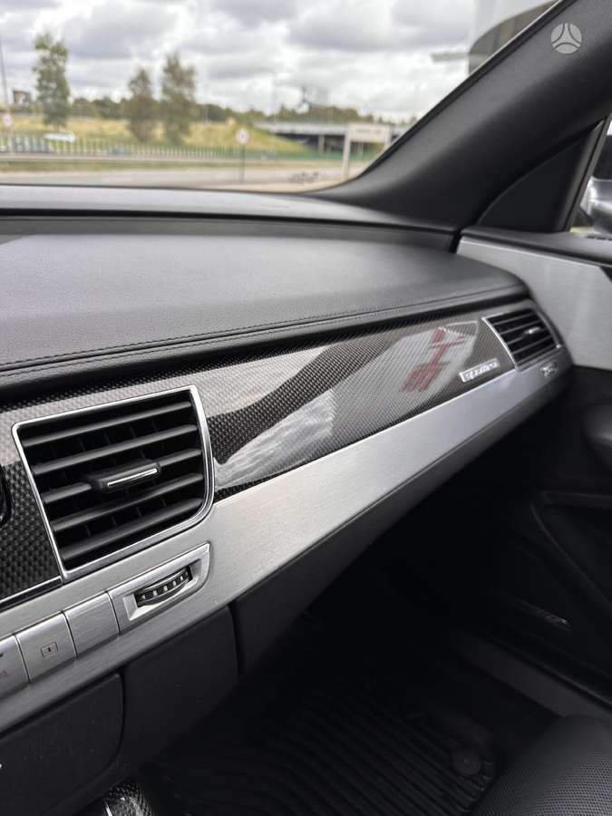 Audi S8, 4.0 l., Седан
