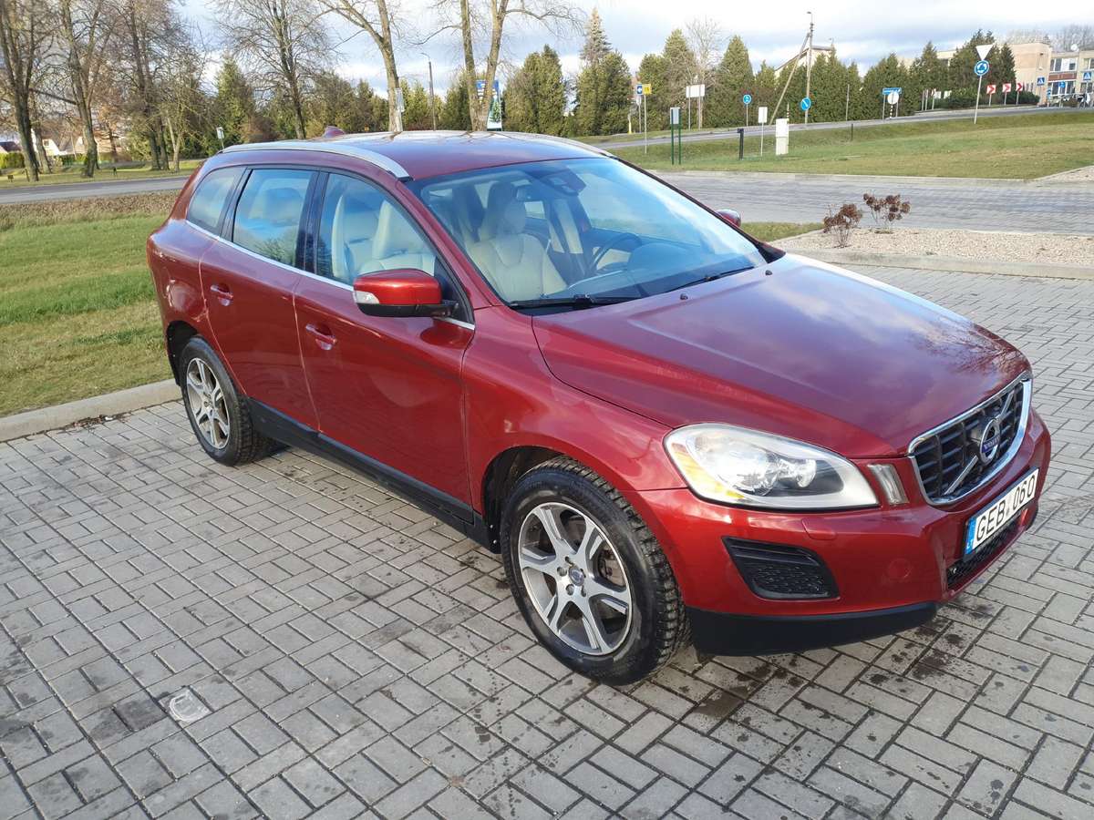 Volvo XC60, 2.4 l., Внедорожник / Кроссовер