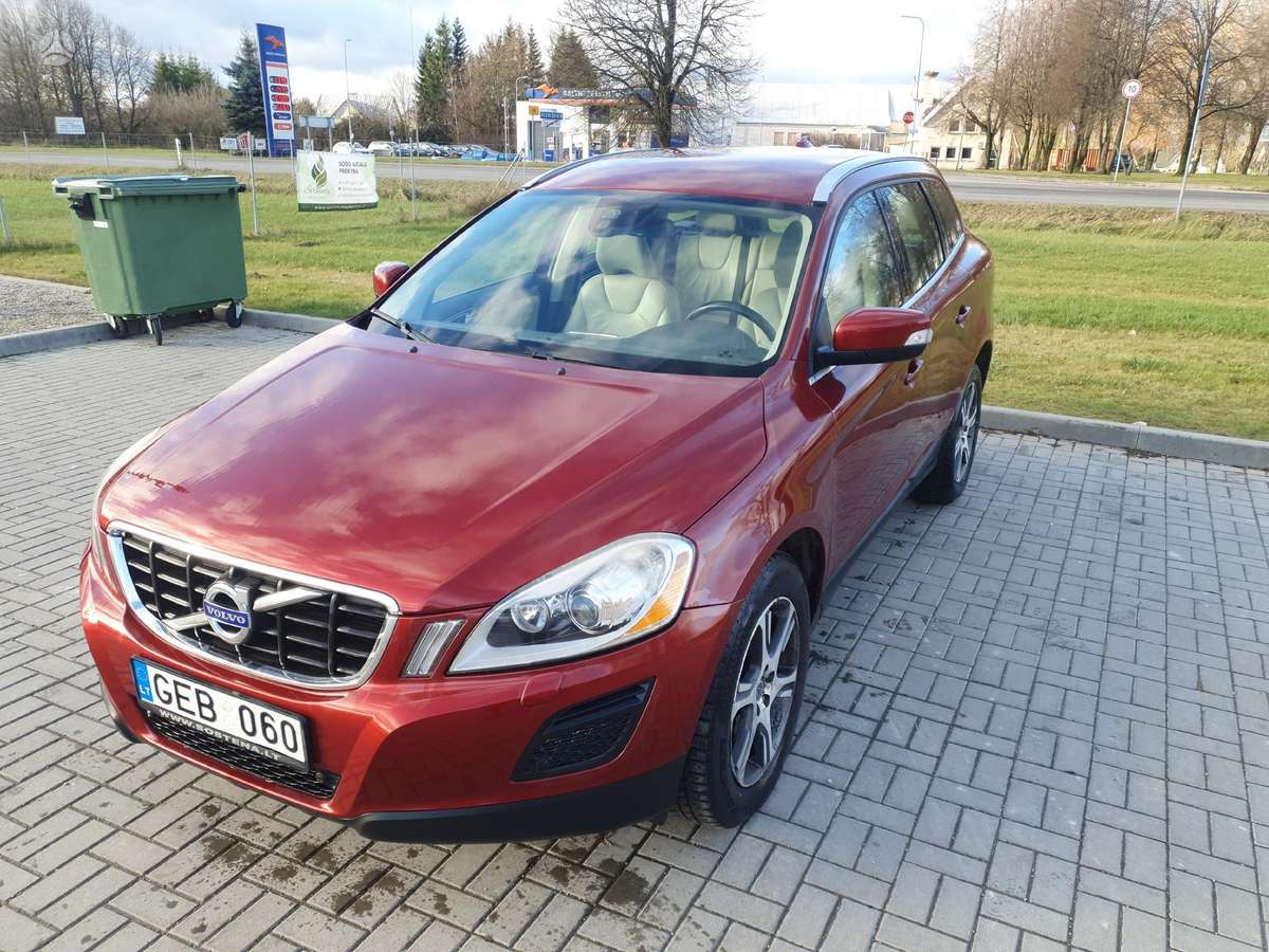 Volvo XC60, 2.4 l., Внедорожник / Кроссовер