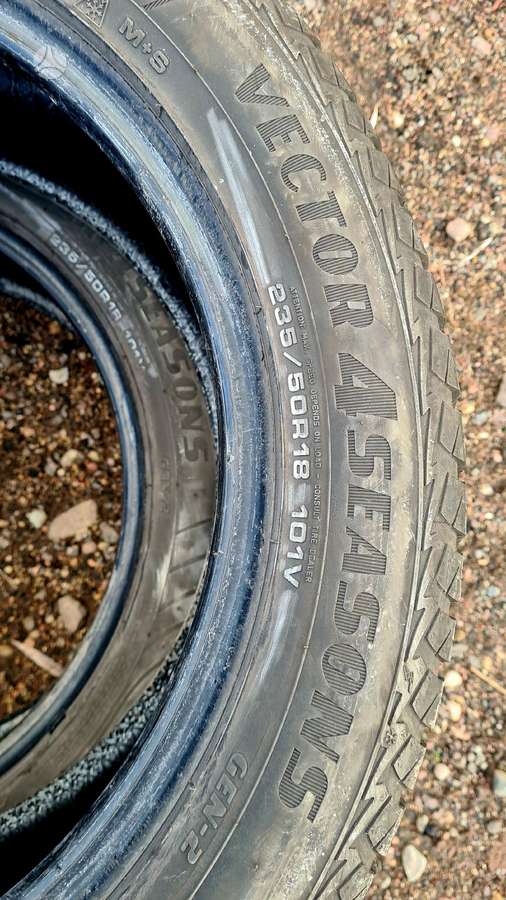 Goodyear, winter 235/50 R18