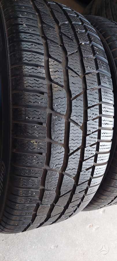 Continental, зимние 235/45 R18