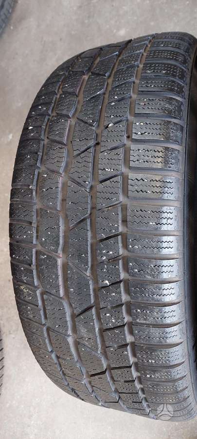 Continental, winter 235/45 R18