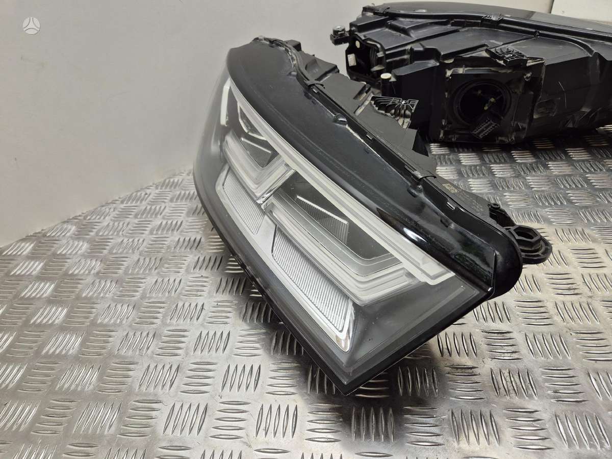 Audi Q5 lights