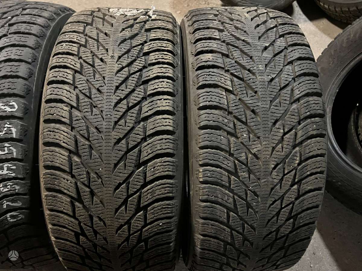 Nokian, зимние 255/45 R20