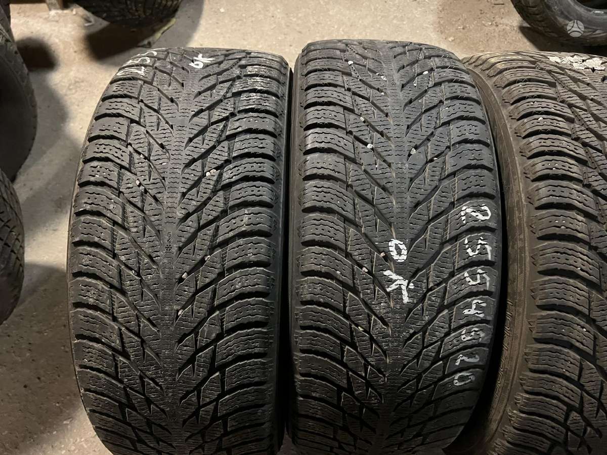Nokian, зимние 255/45 R20