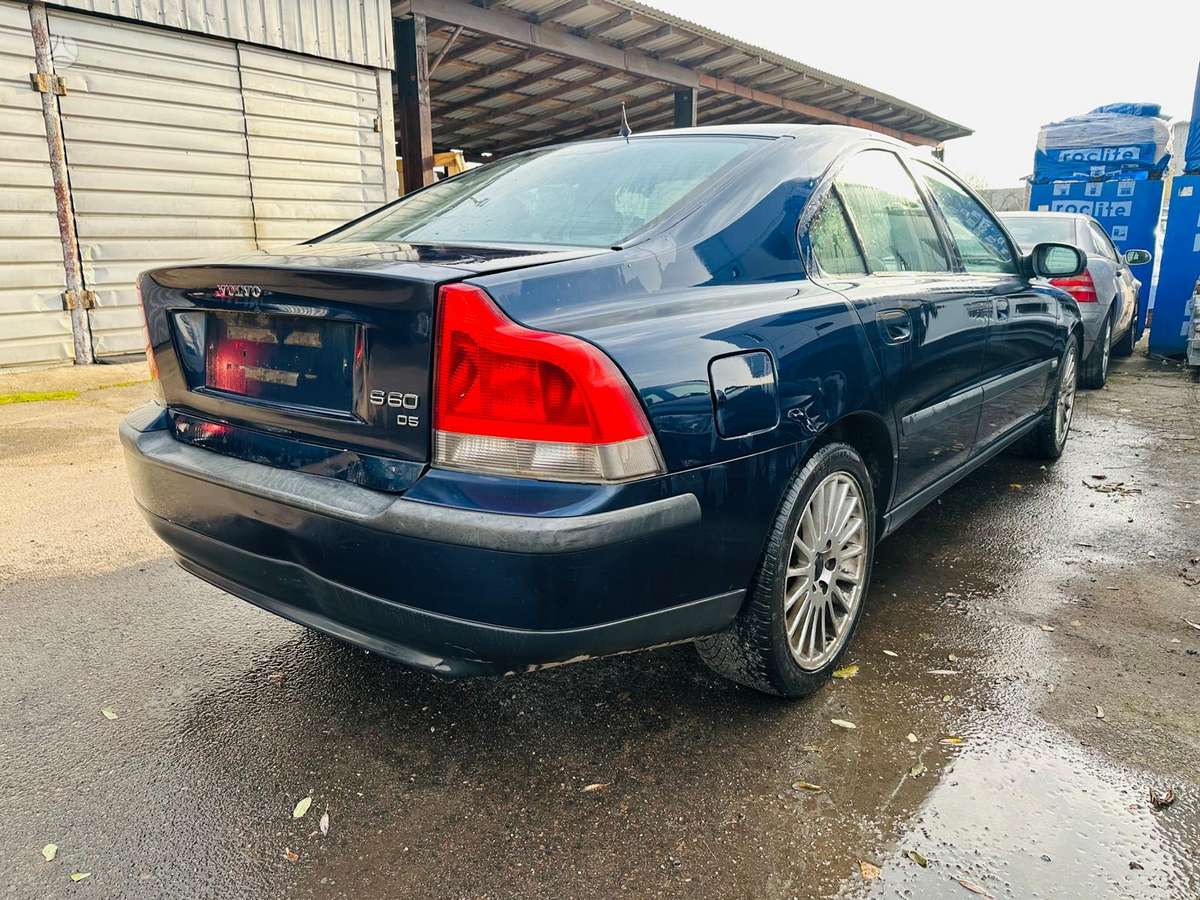 Volvo S60 по частям