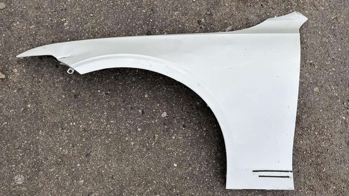 Volvo S90 kėbulo dalys