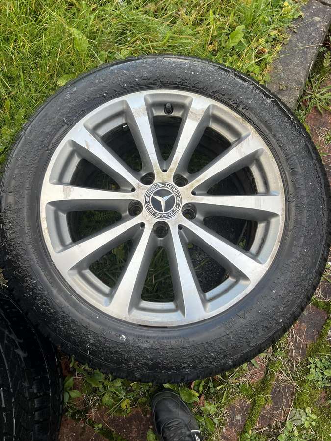 Pirelli, žieminės 225/55 R17