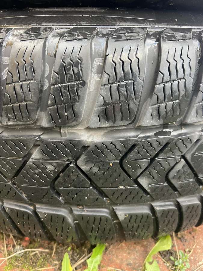 Pirelli, зимние 225/55 R17