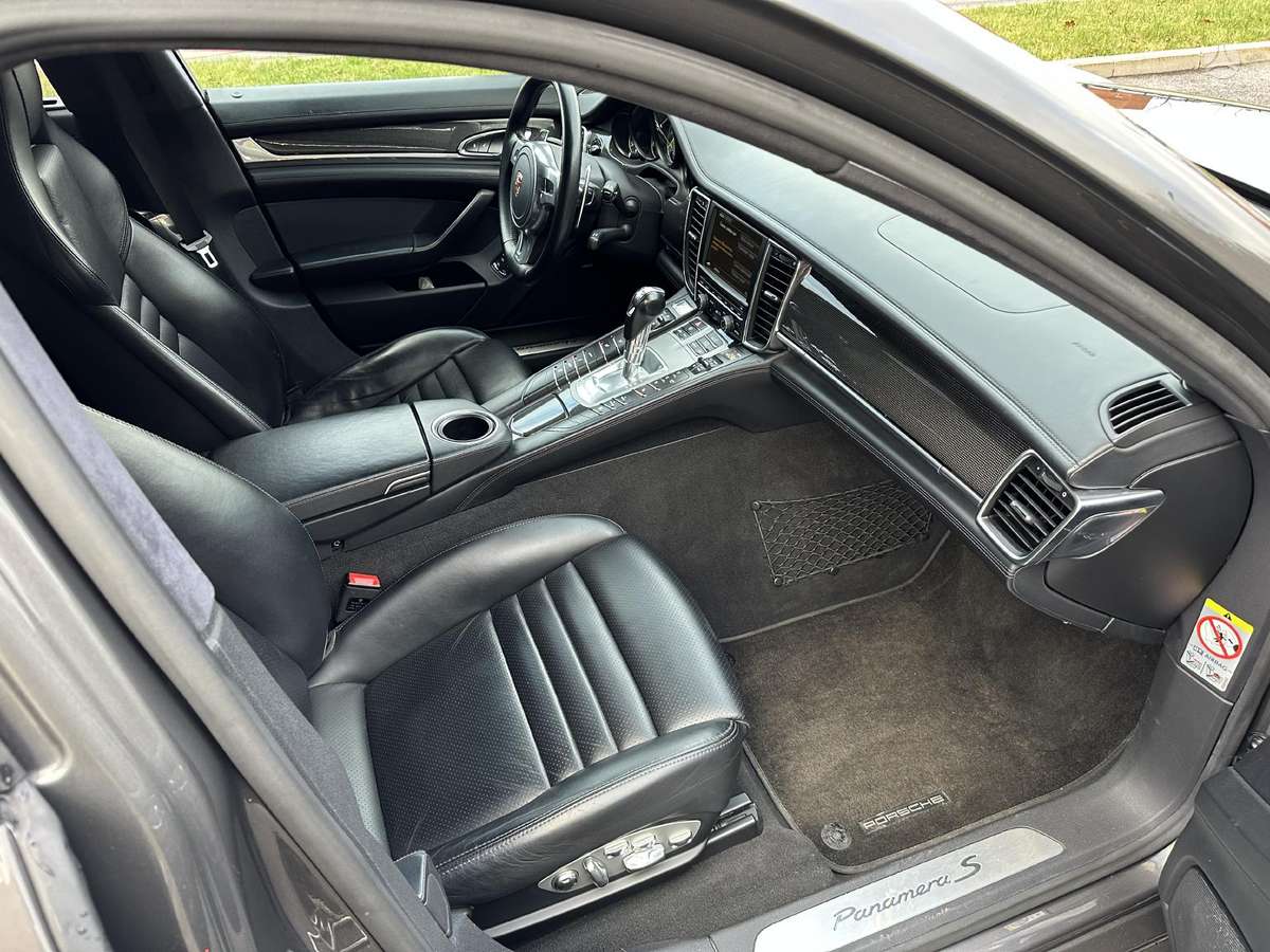 Porsche Panamera - 7