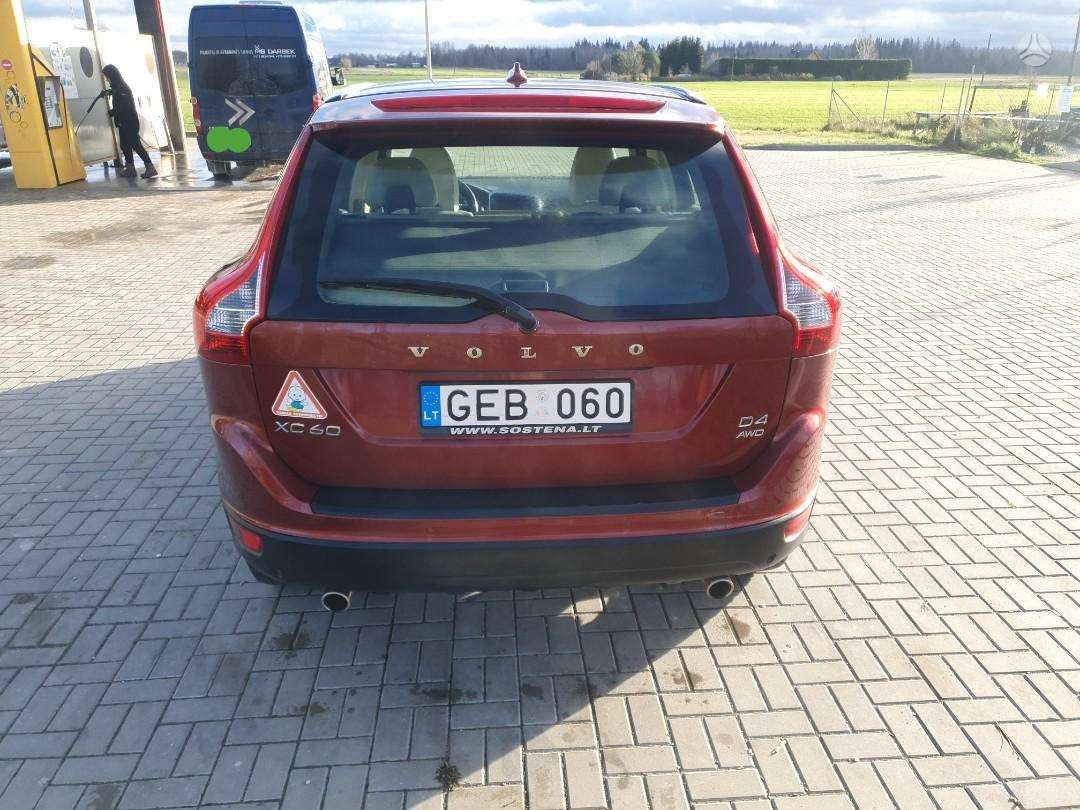 Volvo XC60, 2.4 l., Внедорожник / Кроссовер