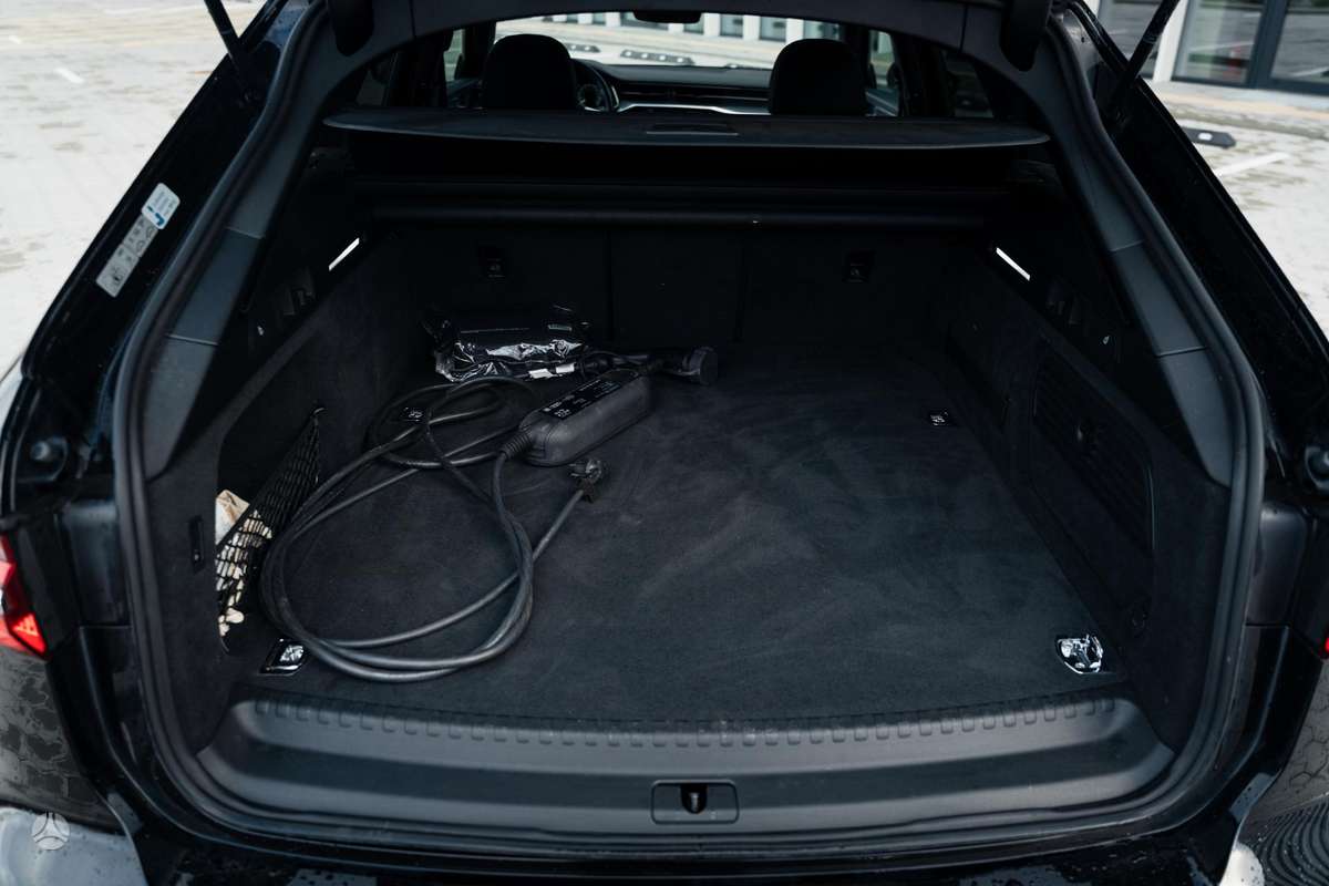 Audi A6, 2.0 l., wagon
